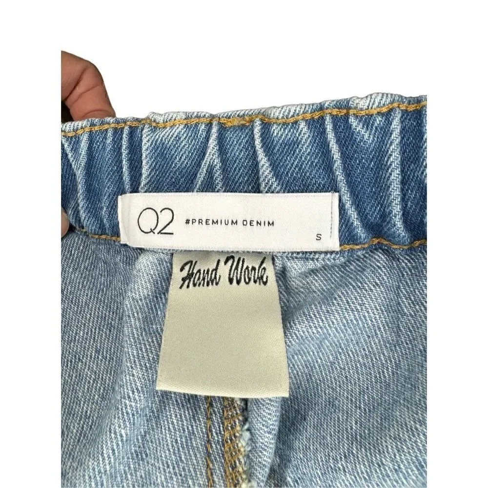 Q2 Light Denim Straight Jeans Ripped With Side Pockets Small (size 4 US) - Picture 6 of 8